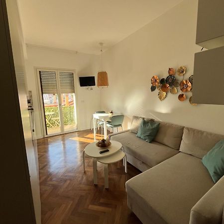 Amarilis - Bilocale Da Amare Apartman Soverato Marina Kültér fotó
